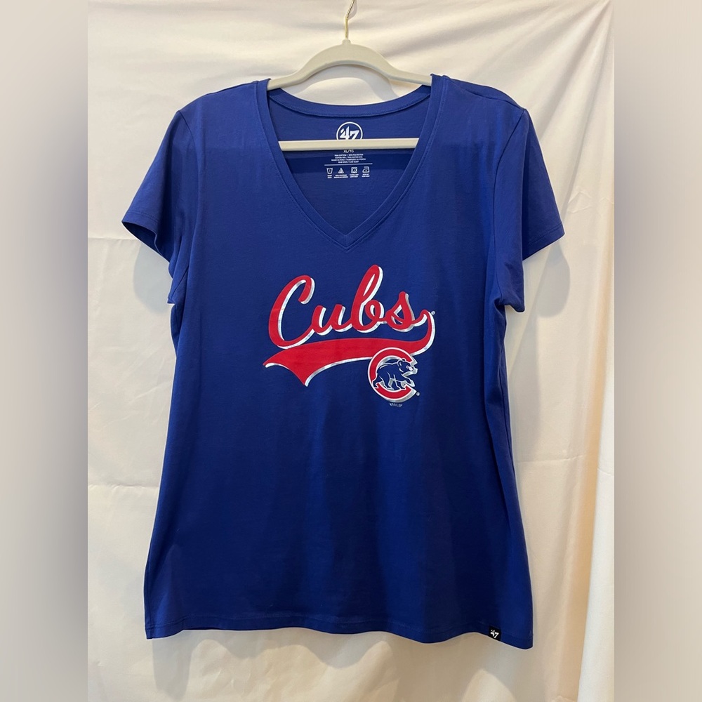 EUC MLB Cubs short sleeve T-shirt